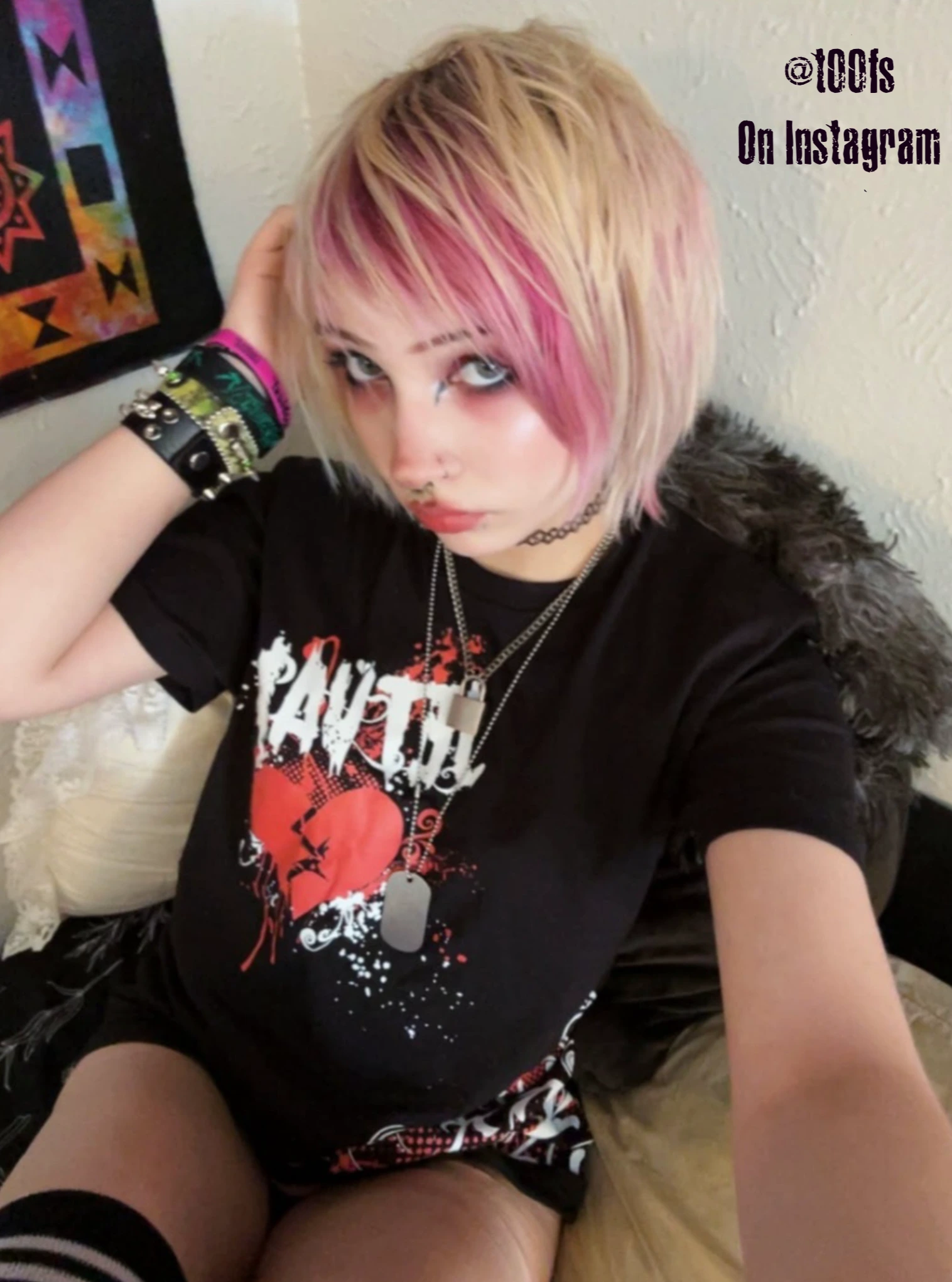 Extra Broken Heart Tee Photo